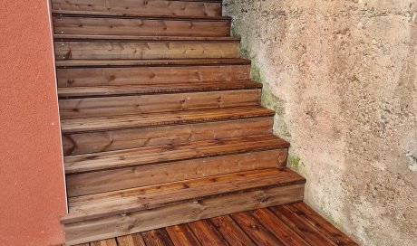 Habillage d'escalier en terrasse bois à Tassin-la-demi-lune